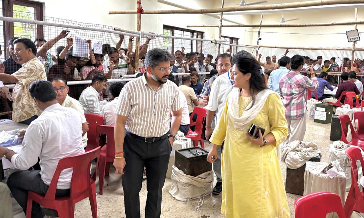 उप जिला निर्वाचन अधिकारी ने डोईवाला ब्लाक में मतगणना का लिया जायजा